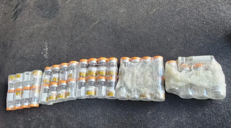 PRF APREENDE EM CARUARU 37 AMPOLAS DE MODERADOR DE APETITE PROIBIDO