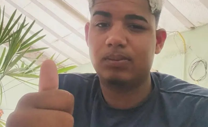 Jovem m0rr3 após colisão com caminhão no bairro Rio Verde, em Santa Cruz do Capibaribe-PE