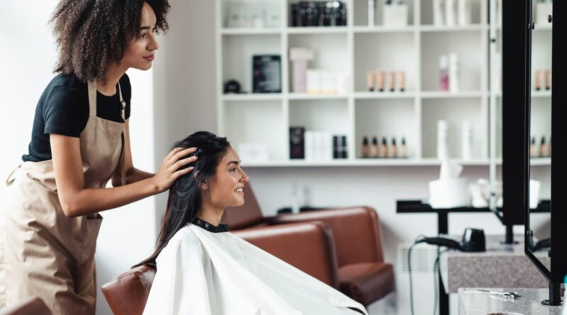 Sebrae lança projeto para capacitar e profissionalizar salões e barbearias em Caruaru