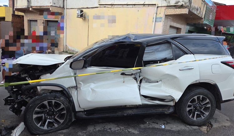 PEDESTRE MORRE ATROPELADO APÓS CAMINHONETE SAIR DA PISTA NA BR-408, EM PAUDALHO