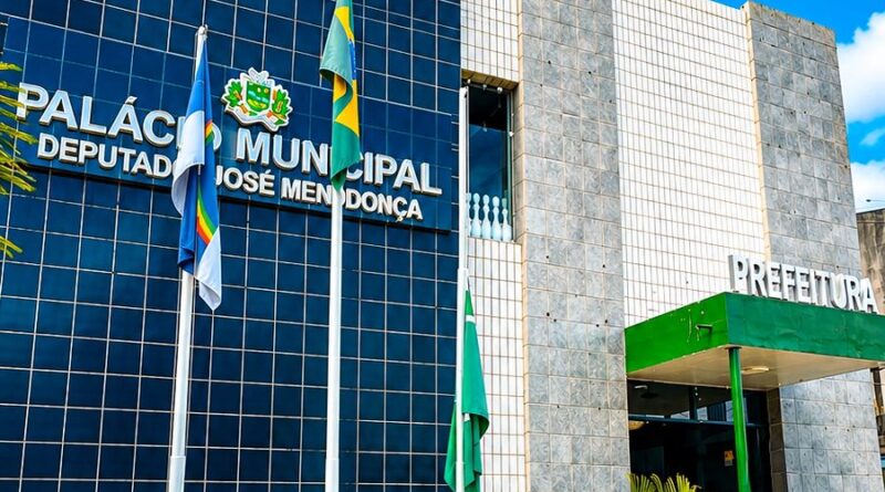 Com mais de R$ 8 milhões injetados, Prefeitura de Belo Jardim libera último pagamento do mês