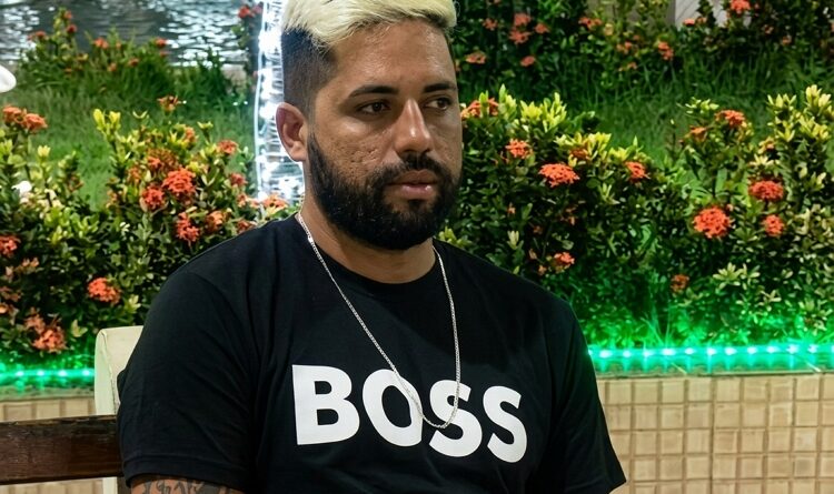 HOMEM É MORTO A TIROS APÓS SAIR DA CASA DOS PAIS EM SANTA CRUZ DO CAPIBARIBE
