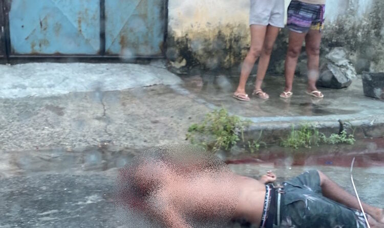 MULHER É PRESA SUSPEITA DE MATAR EX-COMPANHEIRO A FACADAS EM JABOATÃO