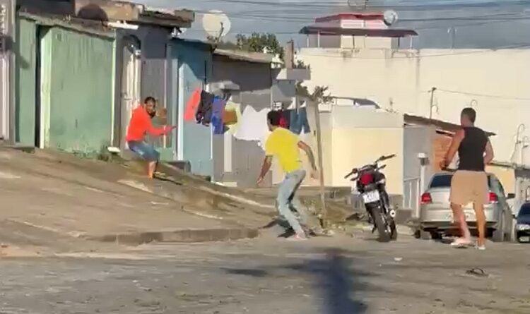 TRÊS HOMENS SE ENVOLVEM EM BRIGA E UM FICA FERIDO POR GOLPES DE FACÃO EM GARANHUNS