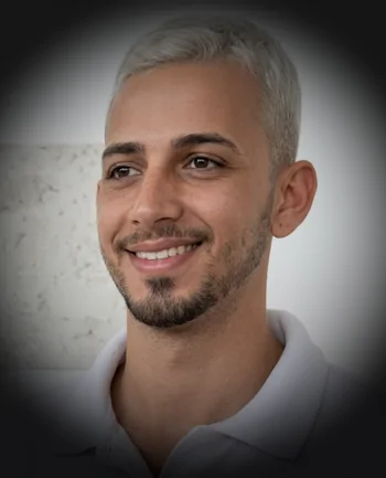EMBOSCADO E MORTO A TIROS AO SAIR DE CASA EM ABREU E LIMA