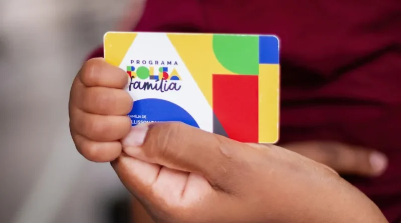Bolsa Família de junho começa a ser pago no dia 17