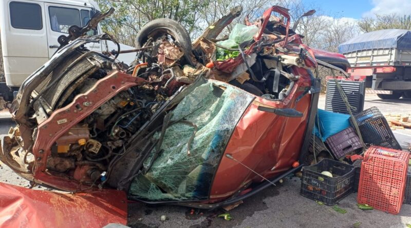 Colisão entre dois veículos deixa dois mortos em Cabrobó