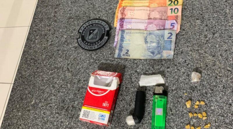 Guarda Municipal de Caruaru apreende pedras de crack e leva suspeito para Delegacia