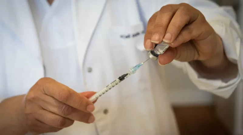 Vacinas contra covid-19 serão atualizadas para acompanhar novas variantes