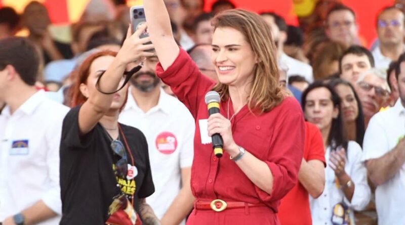 Marília mantém liderança e abre sete pontos de vantagem na disputa pelo Senado, aponta Simplex/CBN