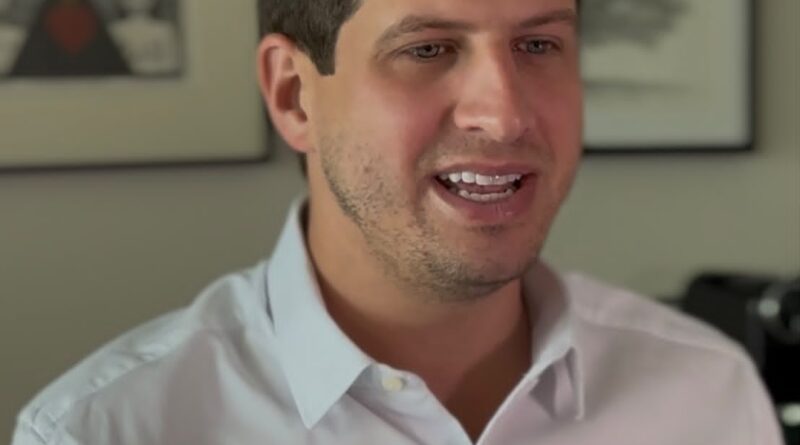 João Campos: “Não vai ter uma série de tapumes espalhados pelo Estado. Vai ter obra acontecendo”