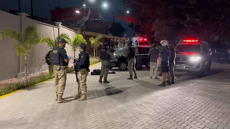 JOVEM É EXECUTADO A TIROS ÀS MARGENS DA BR-232, EM CARUARU