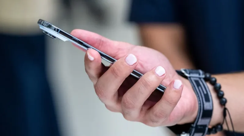 Governo recupera mais de 6.000 celulares roubados e cria manual para fiscalização em rodovias
