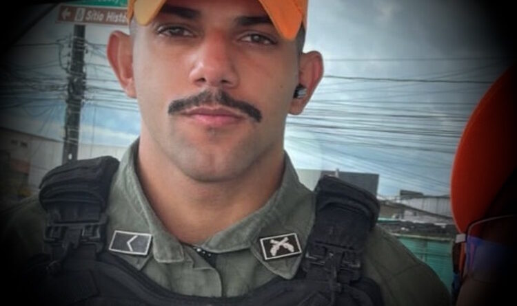 SOLDADO DA PMPE, DE 23 ANOS, MORRE APÓS ACIDENTE ENTRE MOTO E CARRO NA PE-15, EM PAULISTA