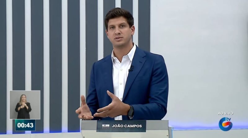 “Governar com maturidade é respeitar as mulheres pernambucanas”, diz João Campos no debate da TV Guararapes “Governar com maturidade é respeitar as mulheres pernambucanas”, diz João Campos no debate da TV Guararapes