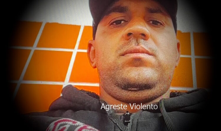 HOMEM É MORTO A FACADAS PELO EX DA ATUAL COMPANHEIRA DURANTE CAVALGADA, EM CALÇADO HOMEM É MORTO A FACADAS PELO EX DA ATUAL COMPANHEIRA DURANTE CAVALGADA, EM CALÇADO