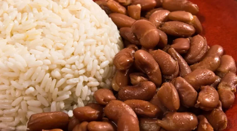 Estudo associa arroz e feijão a dieta mais saudável, barata e sustentável