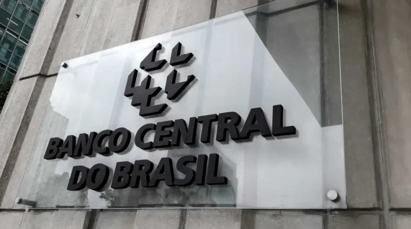 BC reduz juros básicos para 13,75% ao ano
